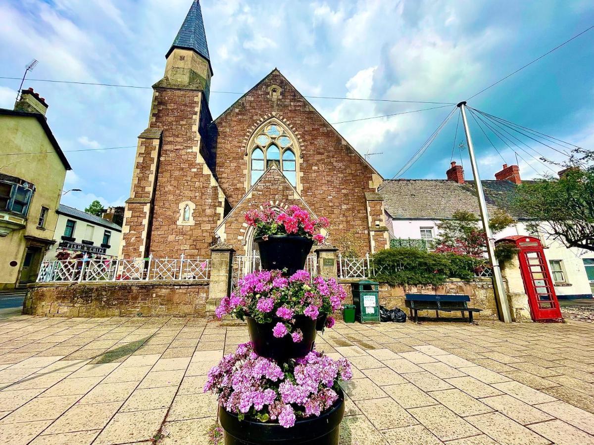 Penderi House Usk With Cymru Holidays Екстериор снимка